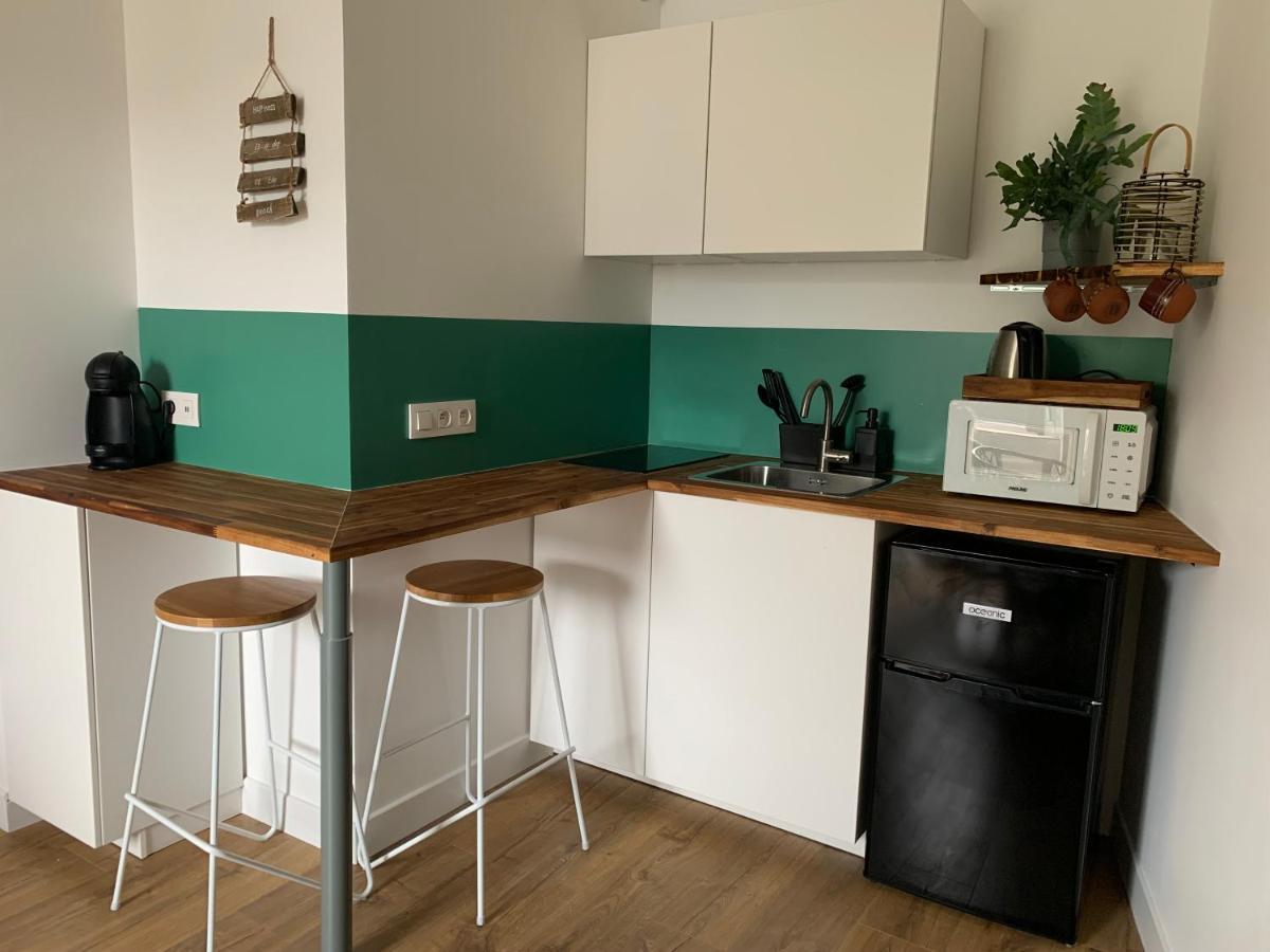 Le Petit Bali - Studio - Wifi - Parking - Coeur De Ville Pont-l'Abbe Luaran gambar